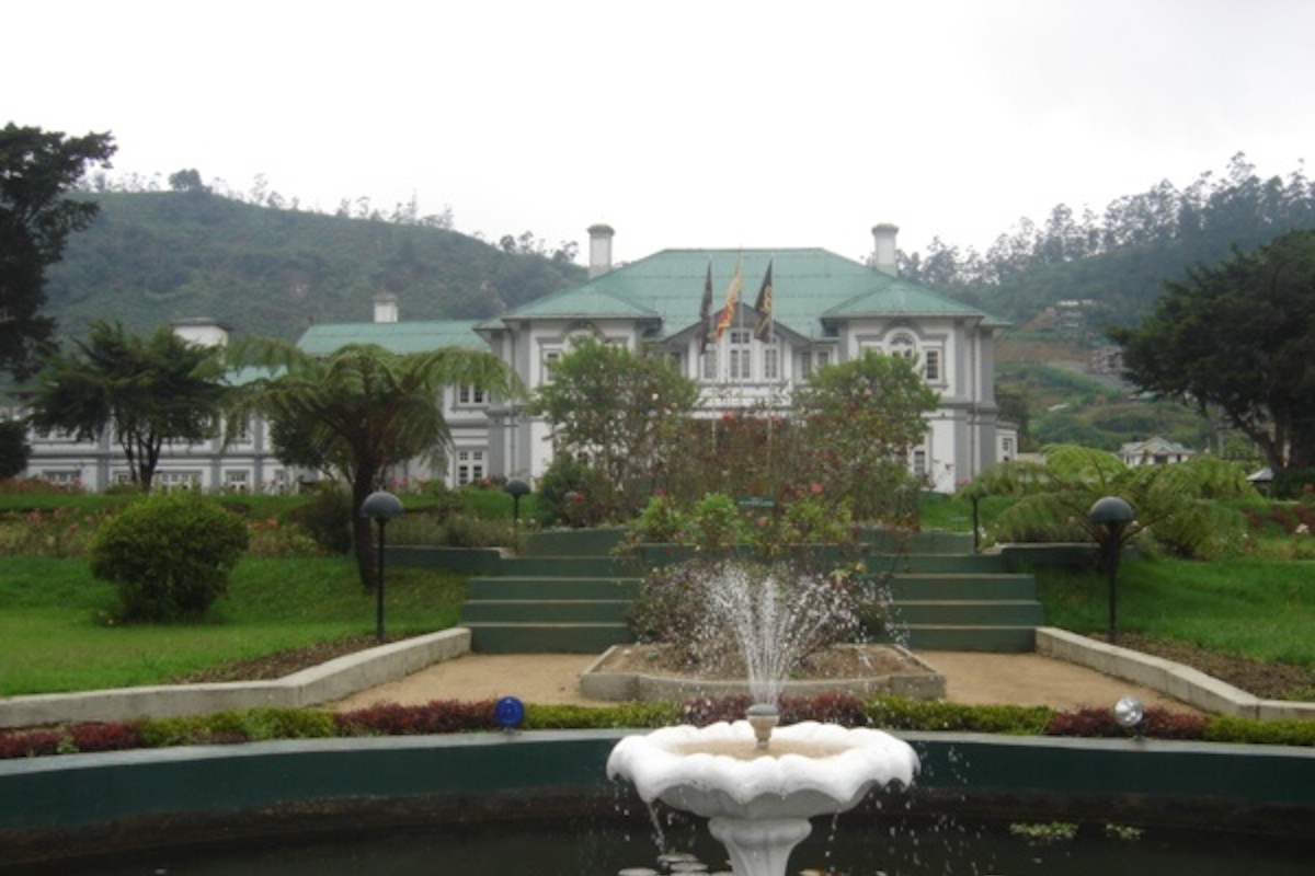 TouringSriLanka