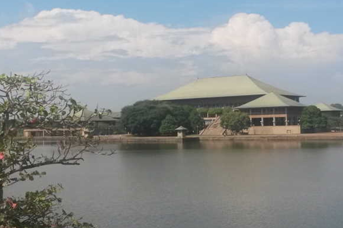 TouringSriLanka