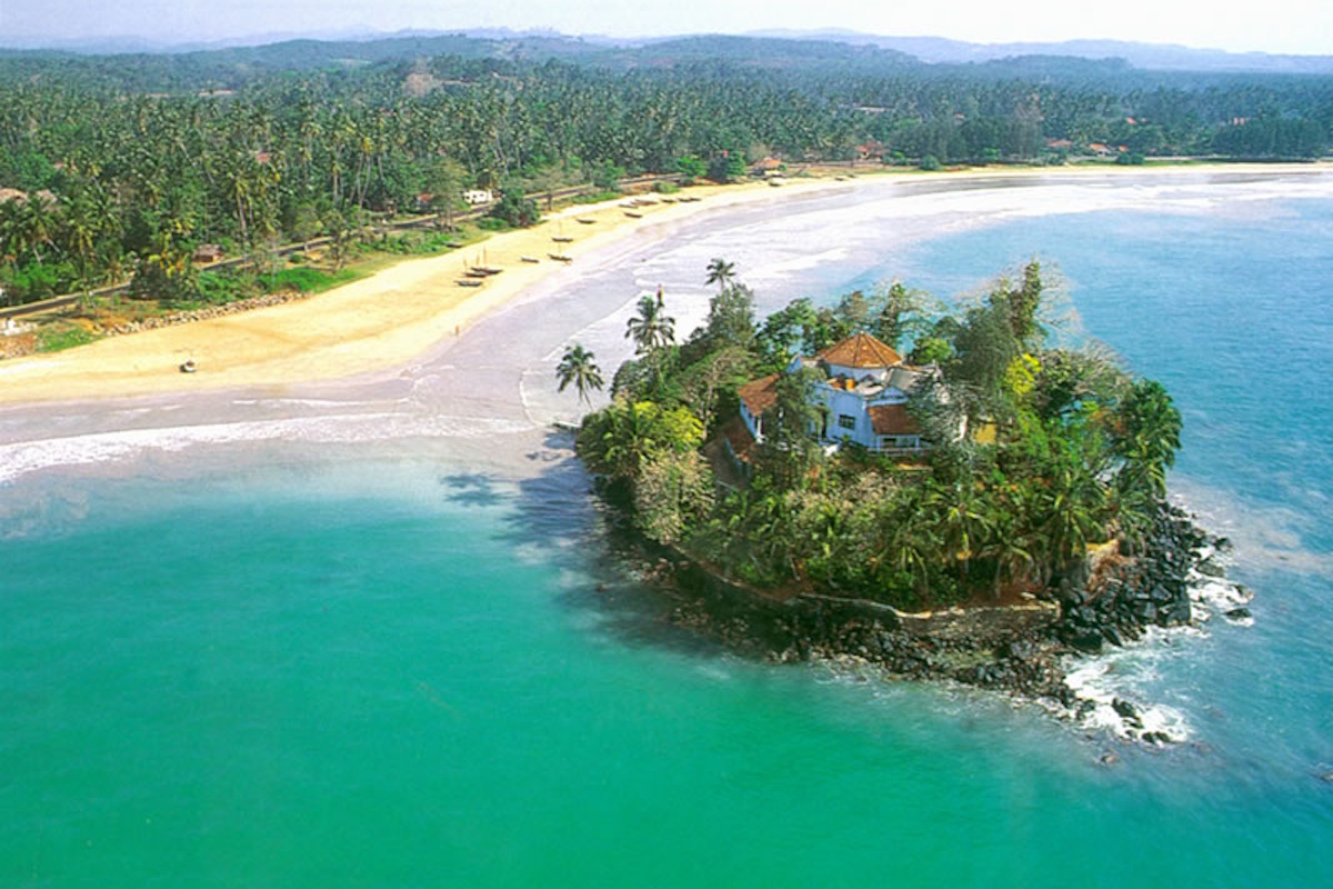 TouringSriLanka