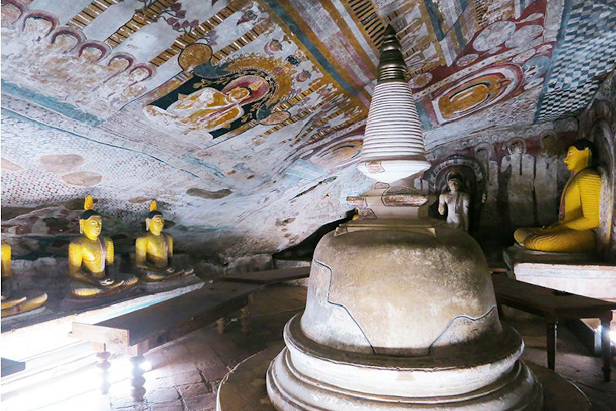 TouringSriLanka