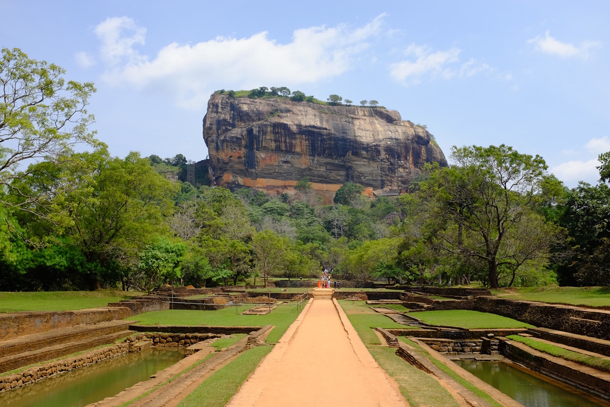 TouringSriLanka