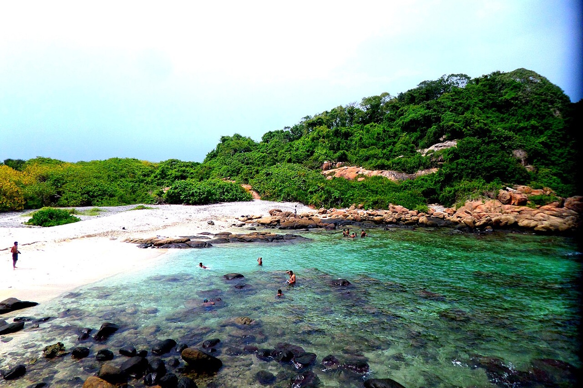 TouringSriLanka