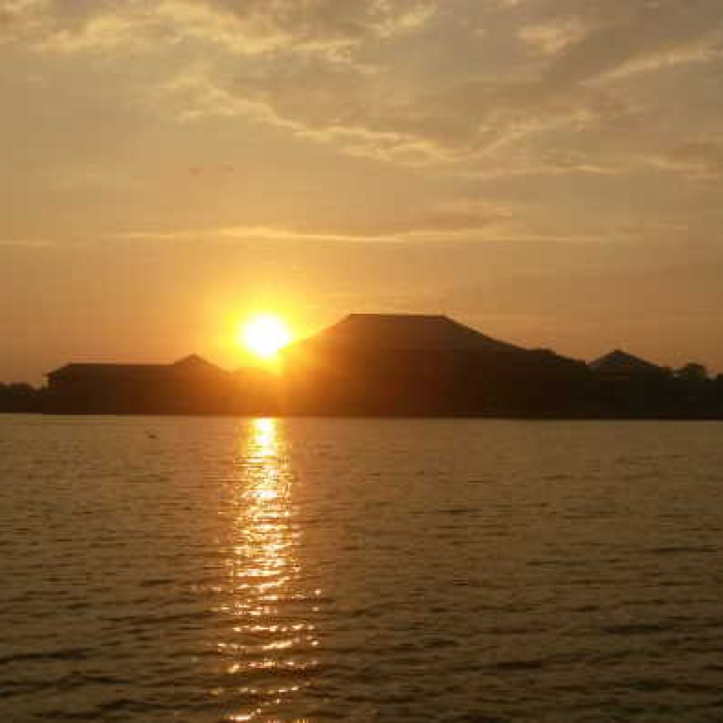 Diyawanna Lake