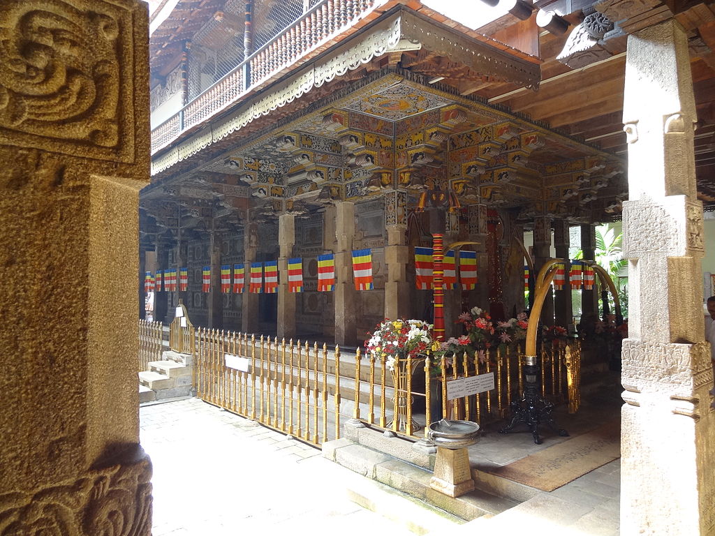 Adhana-Maluwa