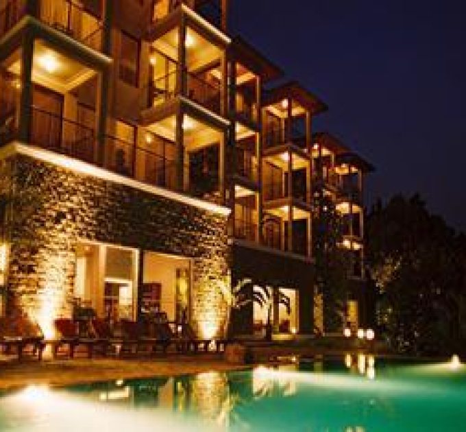 Randholee Luxury Resort