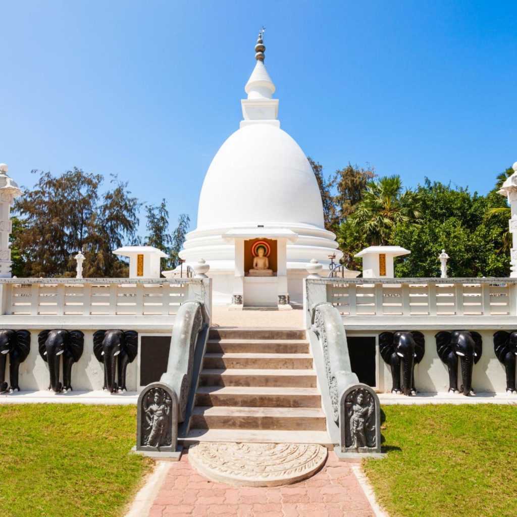Dambakola Patuna Sangamitta Temple